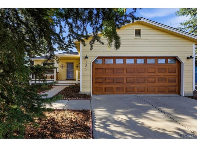 385 Lilac Cir, Louisville, CO 80027