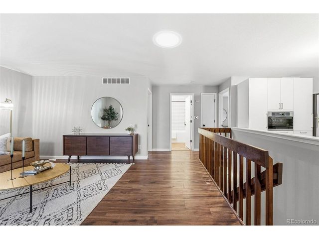 385 Lilac Cir, Louisville, CO 80027