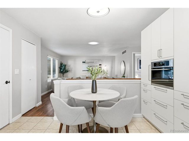 385 Lilac Cir, Louisville, CO 80027