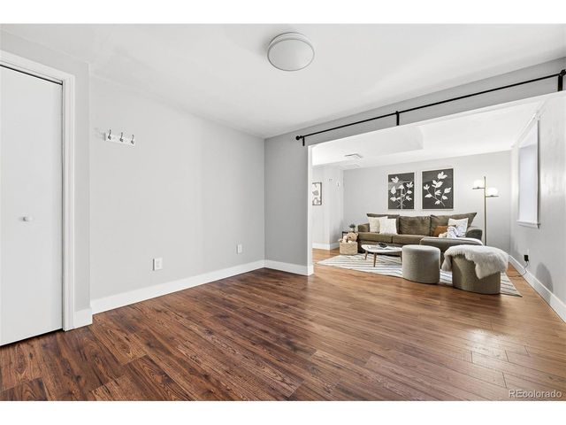 385 Lilac Cir, Louisville, CO 80027