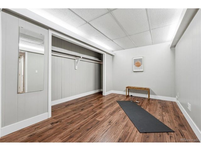 385 Lilac Cir, Louisville, CO 80027