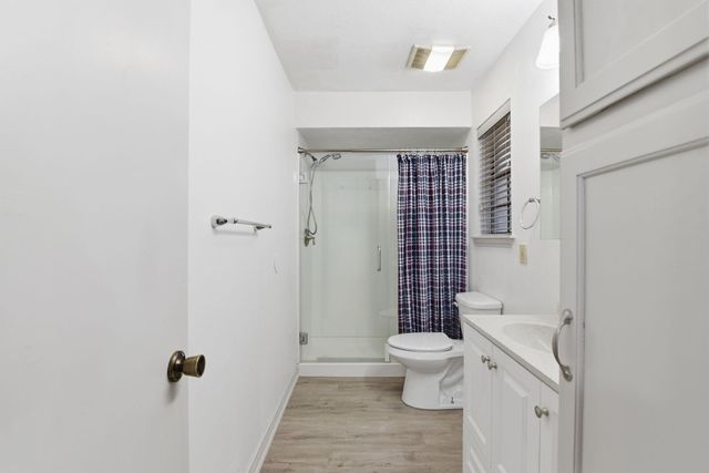 2402 Sycamore Avenue B1, Huntsville, TX 77340