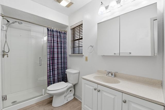 2402 Sycamore Avenue B1, Huntsville, TX 77340