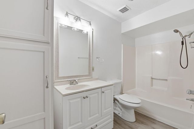 2402 Sycamore Avenue B1, Huntsville, TX 77340