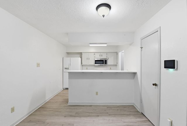 2402 Sycamore Avenue B1, Huntsville, TX 77340