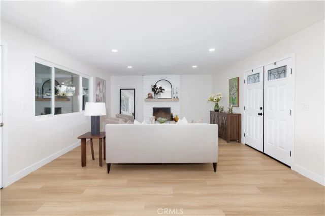 4166 Strong St, Riverside, CA 92501