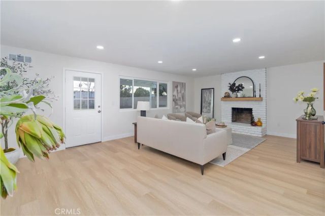 4166 Strong St, Riverside, CA 92501