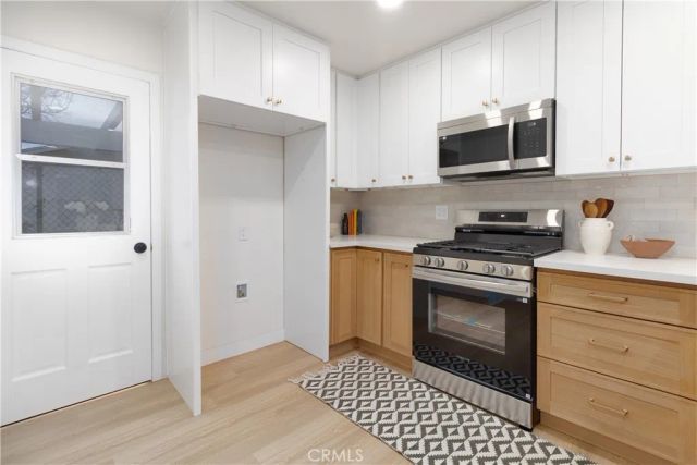 4166 Strong St, Riverside, CA 92501