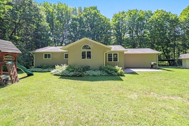N8381 Birch Hill Road, Phillips, WI 54555