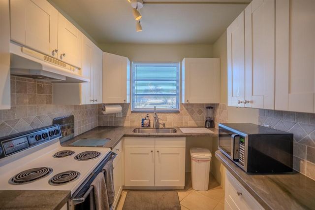 2731 NE 14th Street 138, Pompano Beach, FL 33062