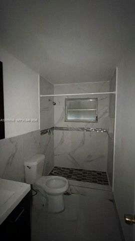 2128 Roosevelt St 3, Hollywood, FL 33020