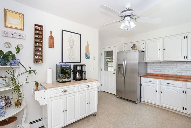 49 Evergreen Drive, Portsmouth, RI 02871