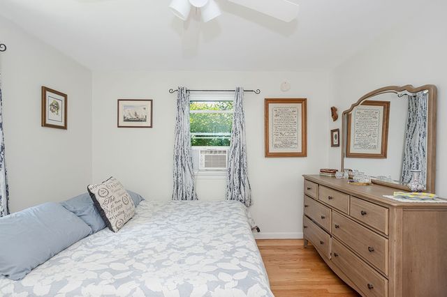 49 Evergreen Drive, Portsmouth, RI 02871