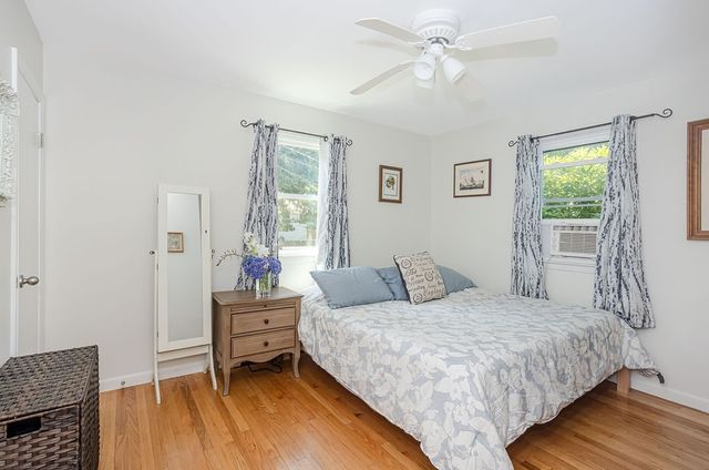 49 Evergreen Drive, Portsmouth, RI 02871