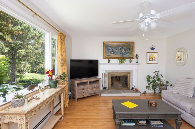 49 Evergreen Drive, Portsmouth, RI 02871
