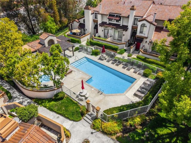 6 Goldstar, Pomona, CA 91766