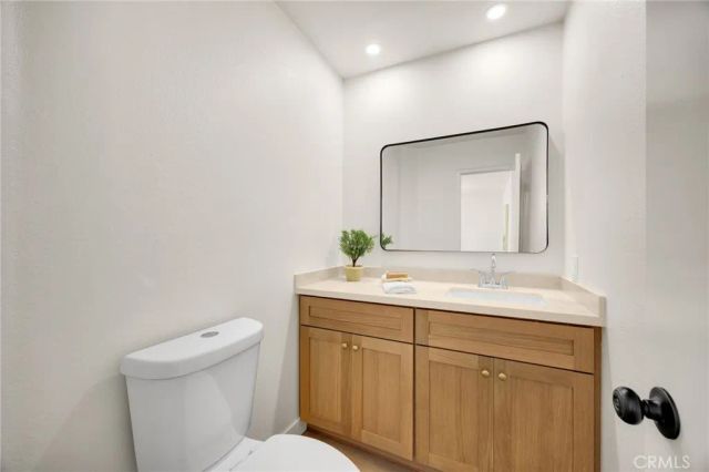 6 Goldstar, Pomona, CA 91766