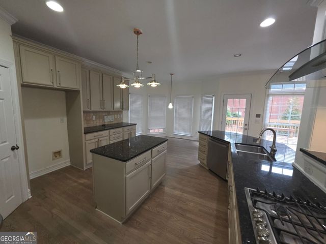 166 Glen Eagle Way, Mcdonough, GA 30253