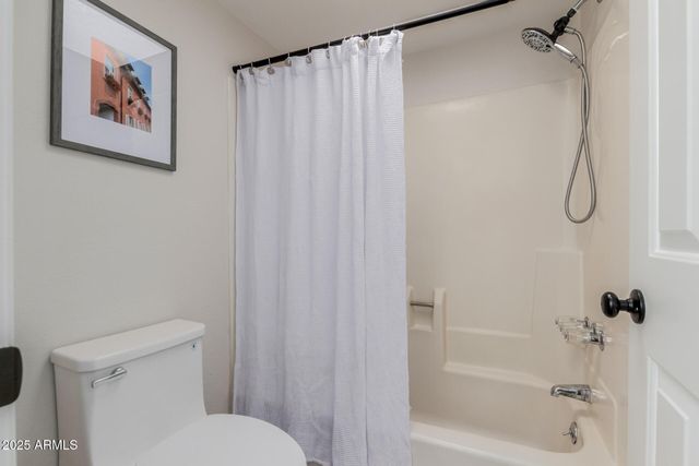 15434 N 1ST Place, Phoenix, AZ 85022