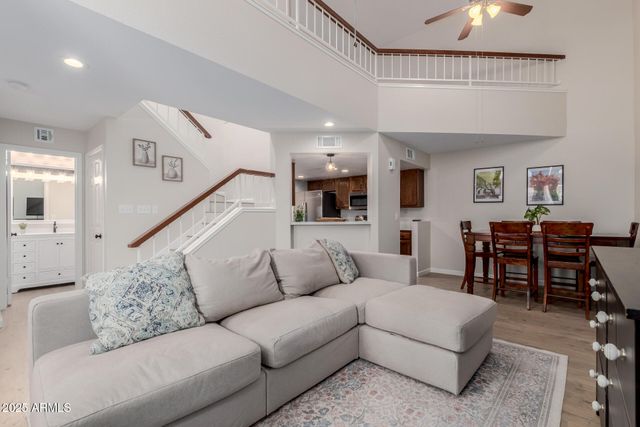 15434 N 1ST Place, Phoenix, AZ 85022