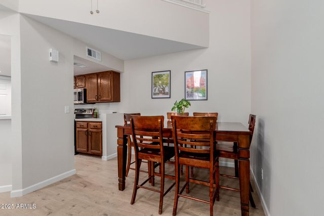 15434 N 1ST Place, Phoenix, AZ 85022