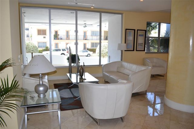 401 69th St 1013, Miami Beach, FL 33141