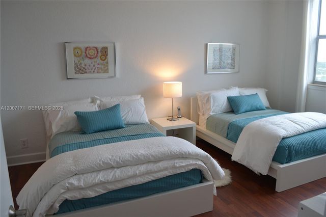 401 69th St 1013, Miami Beach, FL 33141