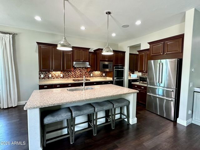 4912 S CENTRIC Way, Mesa, AZ 85212
