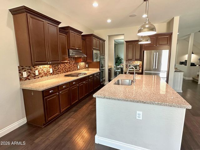 4912 S CENTRIC Way, Mesa, AZ 85212