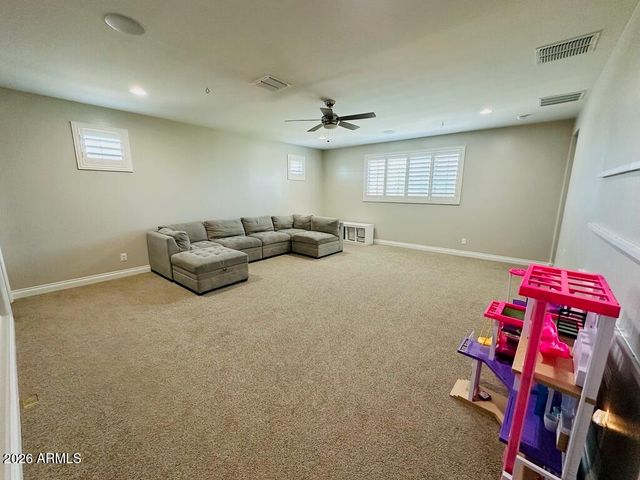 4912 S CENTRIC Way, Mesa, AZ 85212