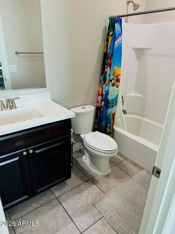 4912 S CENTRIC Way, Mesa, AZ 85212