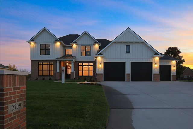 2709 Castlerock Drive, Urbana, IL 61802