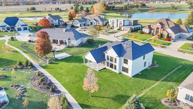 2709 Castlerock Drive, Urbana, IL 61802