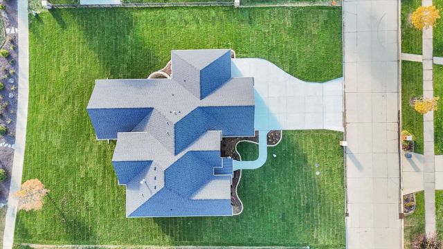 2709 Castlerock Drive, Urbana, IL 61802