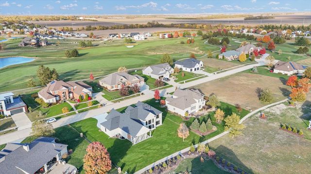 2709 Castlerock Drive, Urbana, IL 61802