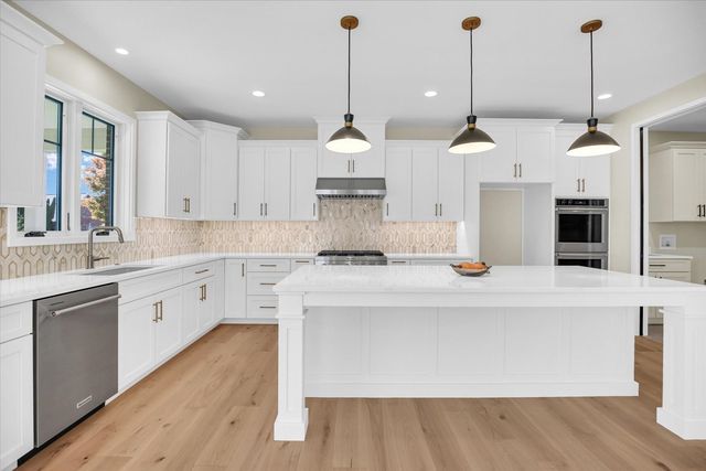 2709 Castlerock Drive, Urbana, IL 61802