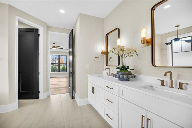 2709 Castlerock Drive, Urbana, IL 61802