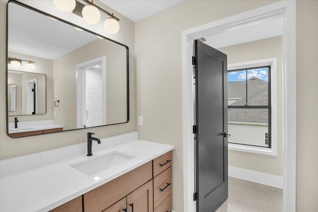 2709 Castlerock Drive, Urbana, IL 61802