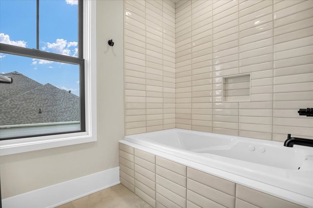 2709 Castlerock Drive, Urbana, IL 61802