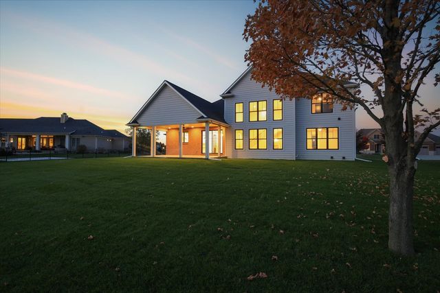 2709 Castlerock Drive, Urbana, IL 61802