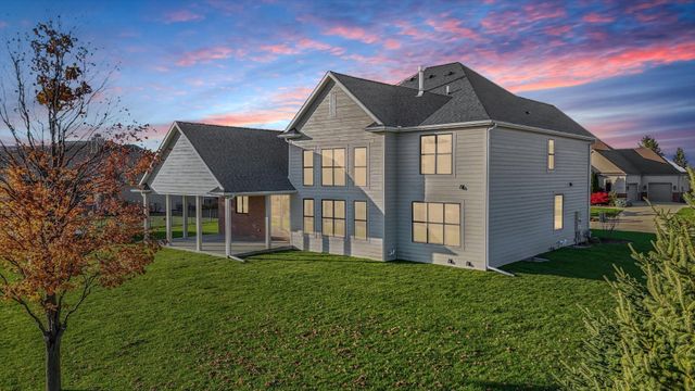 2709 Castlerock Drive, Urbana, IL 61802