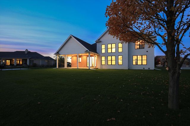 2709 Castlerock Drive, Urbana, IL 61802