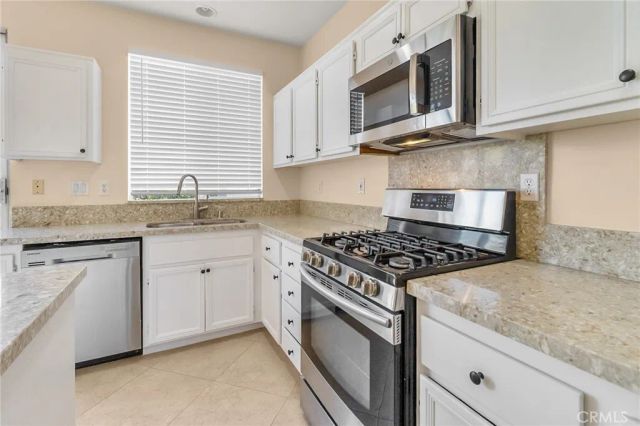 51 Appleglen Drive, Irvine, CA 92602