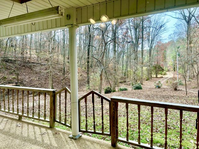 1135 Mink Branch Rd, Waynesboro, TN 38485