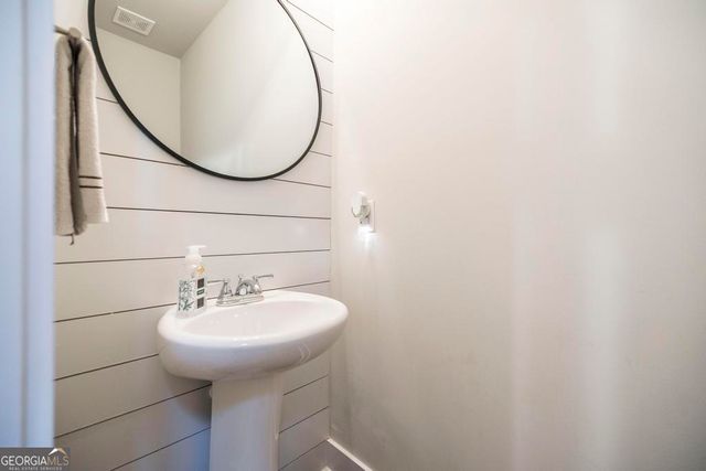 1051 Warwick Drive, Macon, GA 31210