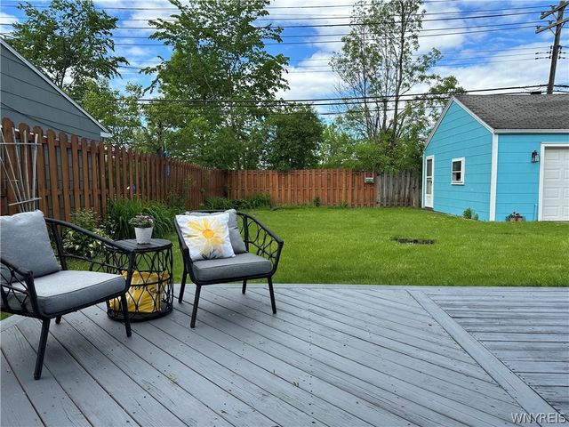 136 Vicksburg Avenue, Tonawanda, NY 14150