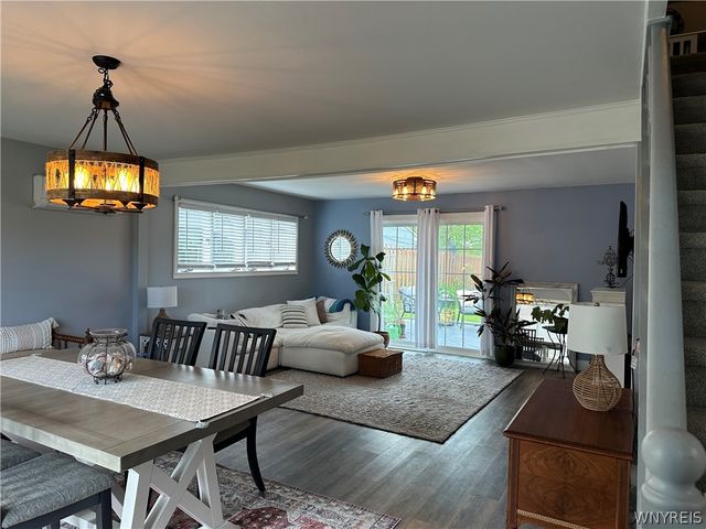 136 Vicksburg Avenue, Tonawanda, NY 14150