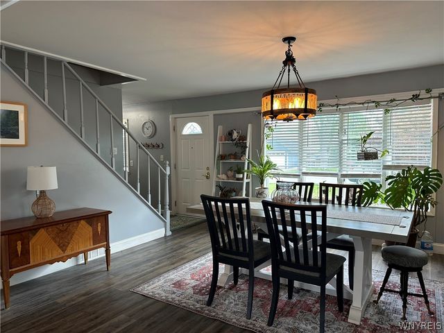 136 Vicksburg Avenue, Tonawanda, NY 14150