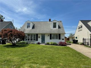136 Vicksburg Avenue, Tonawanda, NY 14150