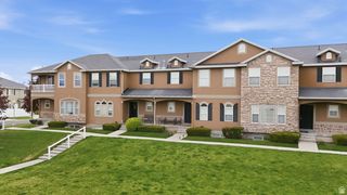 5176 W DOVE CREEK LN, West Jordan, UT 84081